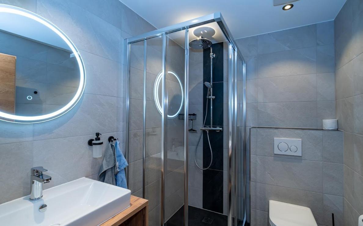 Haus Gisela Hotel Oetz Bagian luar foto