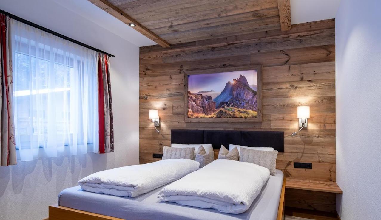 Haus Gisela Hotel Oetz Bagian luar foto