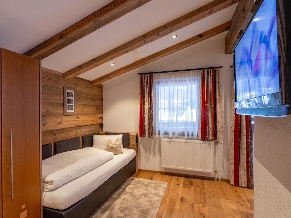 Haus Gisela Hotel Oetz Bagian luar foto