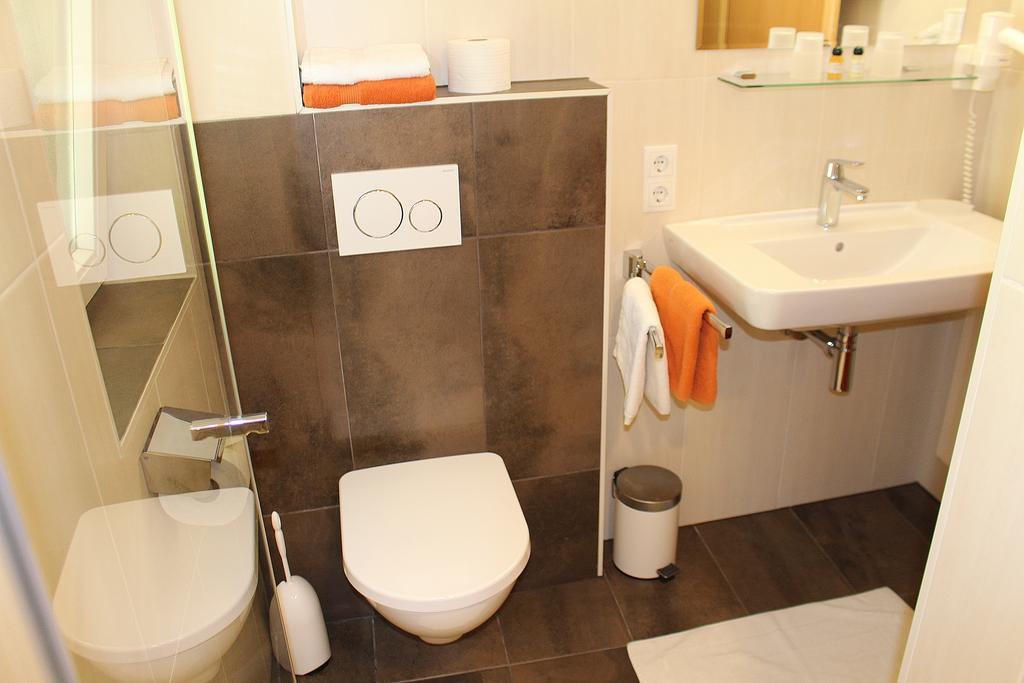 Haus Gisela Hotel Oetz Bagian luar foto
