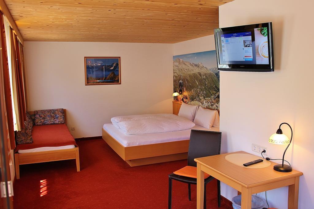 Haus Gisela Hotel Oetz Bagian luar foto